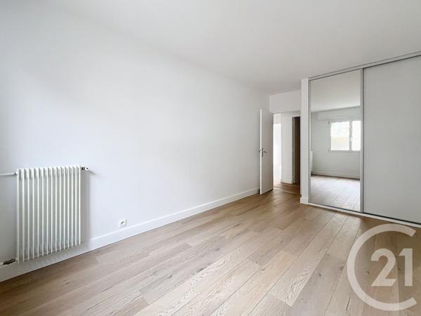 Appartement F5 à vendre  5 pièces - 106,98 m2 VILLE D AVRAY - 92