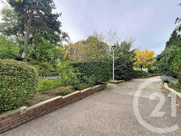 Appartement F5 à vendre  5 pièces - 106,98 m2 VILLE D AVRAY - 92