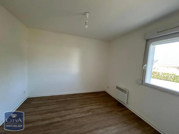 Appartement à louer 2 pièces 47.7m² Baud (56150)