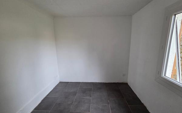 Maison à vendre    2 pièces • 32 m2 Aups