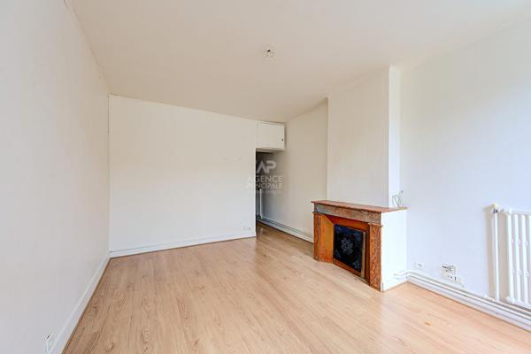 Appartement Saint Germain En Laye 2 pièces 33.37 m2 240 000 € **  - Référence  18574