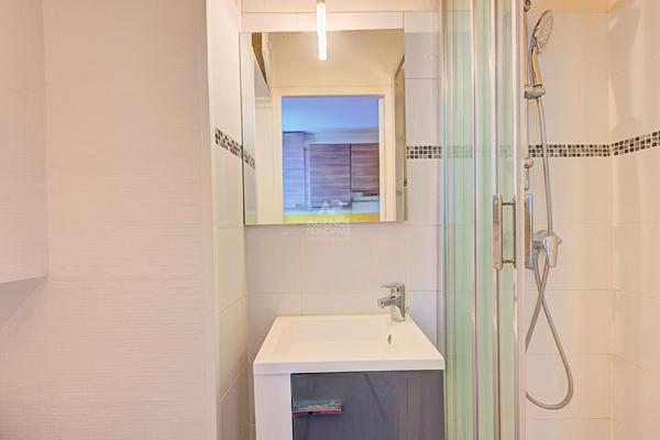 Appartement Saint Germain En Laye 2 pièces 33.37 m2 240 000 € **  - Référence  18574