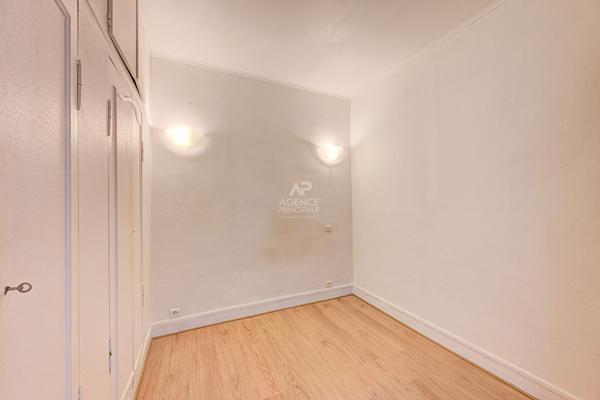 Appartement Saint Germain En Laye 2 pièces 33.37 m2 240 000 € **  - Référence  18574