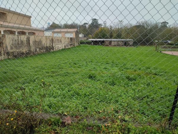 Terrain à CHAURAY, 79180 - 1101m²