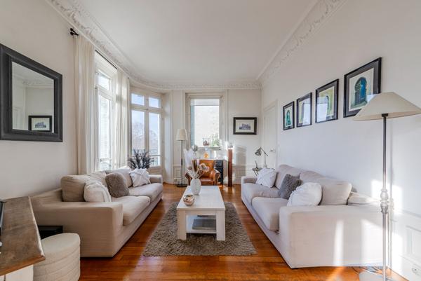 Coup de coeur - Appartement dans le centre ville de Meaux - proche Cathédrale et Gare - 2 chambres - jardin privatif.