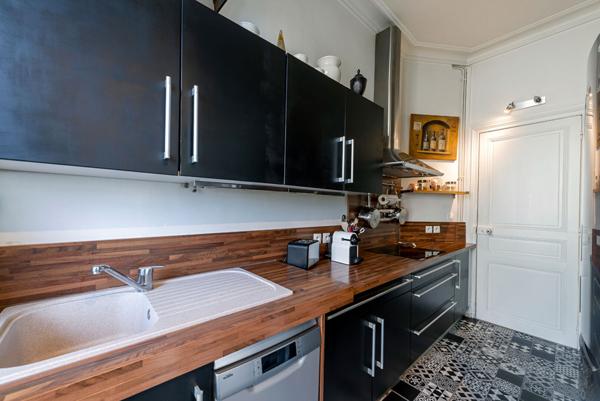 Coup de coeur - Appartement dans le centre ville de Meaux - proche Cathédrale et Gare - 2 chambres - jardin privatif.