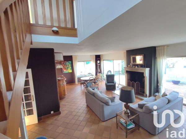 Maison de ville 6 pièces de 200 m² à Fleury-les-Aubrais (45400)