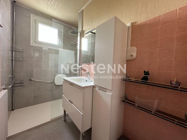 Maison très bien entretenue offrant 4 chambres !