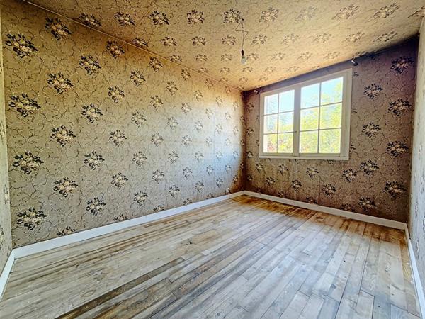 Maison spacieuse 7 pièces à rénover à Reims, idéalement située avec grand jardin