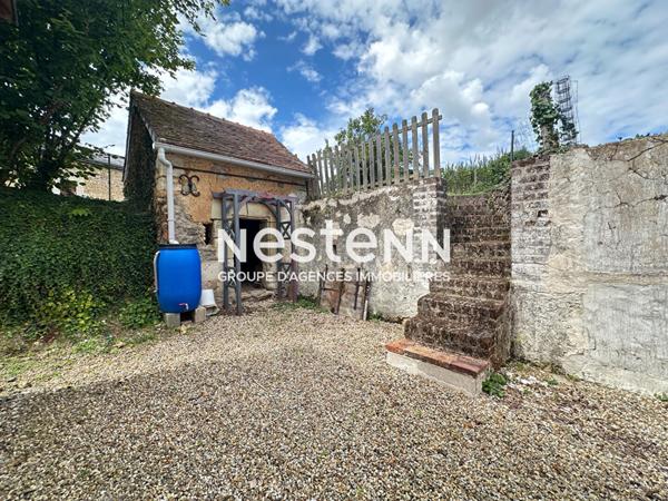 Vente charmante maison rénovée avec dépendance et garage à Dissay-Sous-Courcillon (72500)