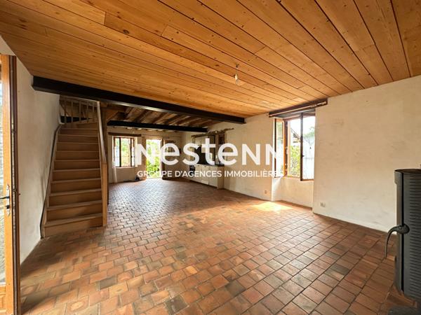 Vente charmante maison rénovée avec dépendance et garage à Dissay-Sous-Courcillon (72500)