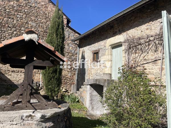 Maison 6 pièces - 243 m²