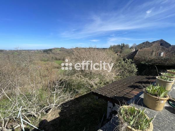 Maison 6 pièces - 243 m²