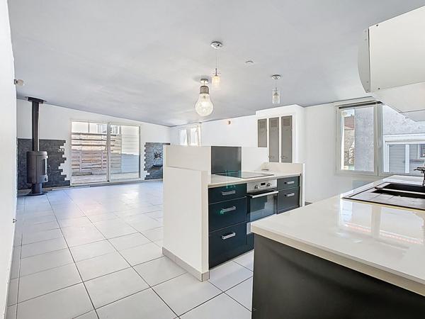 Maison entièrement rénovée - Quartier GARE CHOLET