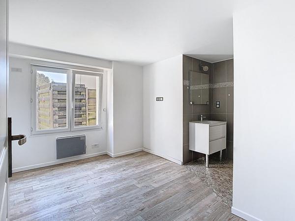 Maison entièrement rénovée - Quartier GARE CHOLET