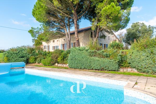 Mauvezin (32120) Un domaine intemporel en pierre blanche avec des vues panoramiques