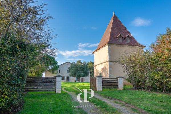 Mauvezin (32120) Un domaine intemporel en pierre blanche avec des vues panoramiques