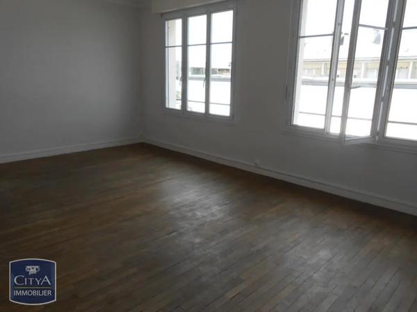 Appartement à louer 4 pièces 116.86m²
