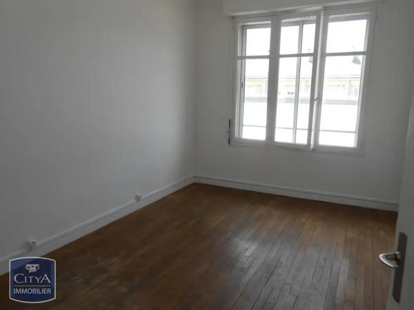 Appartement à louer 4 pièces 116.86m²