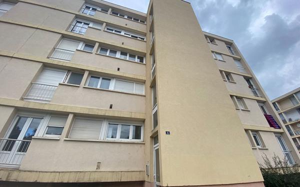 Appartement à vendre    3 pièces •  Joeuf