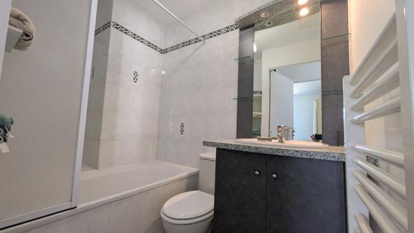 Appartement 2 pièces à vendre Périgny - 17180 / Réf: 280LR