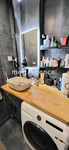 Appartement à COURBEVOIE, 92400 - 2 pièces 38m²