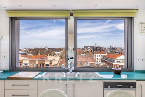 APPARTEMENT DERNIER ETAGE QUAI DU WAULT