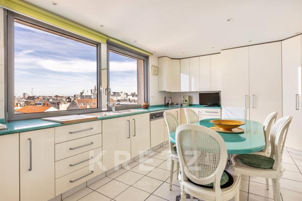 APPARTEMENT DERNIER ETAGE QUAI DU WAULT