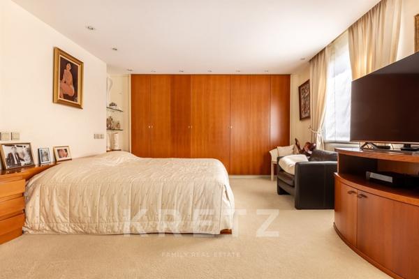 APPARTEMENT DERNIER ETAGE QUAI DU WAULT