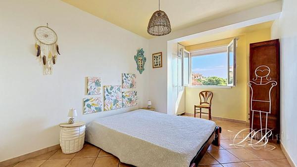 Port Vendres - Villa 3 faces avec vue ,terrasses et garages