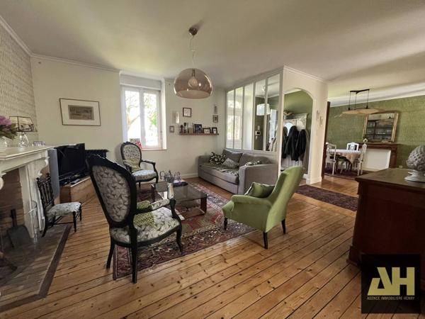 BREST ST MARC - SUPERBE MAISON BOURGEOISE- JARDIN CLOS DE MURS