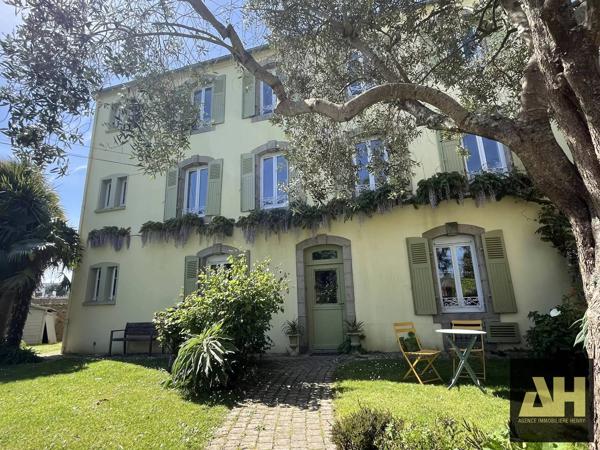 BREST ST MARC - SUPERBE MAISON BOURGEOISE- JARDIN CLOS DE MURS