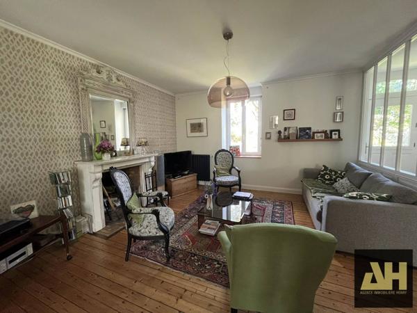BREST ST MARC - SUPERBE MAISON BOURGEOISE- JARDIN CLOS DE MURS
