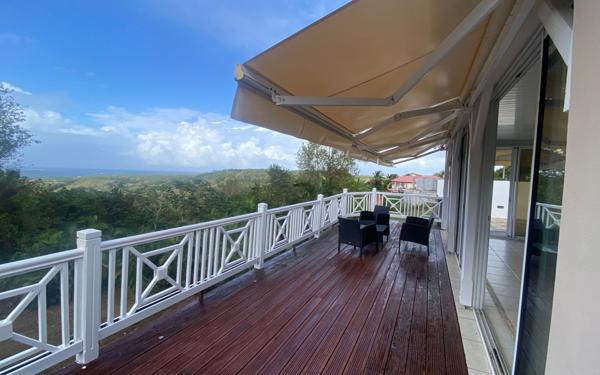 Maison à vendre    4 pièces •  Le Marin