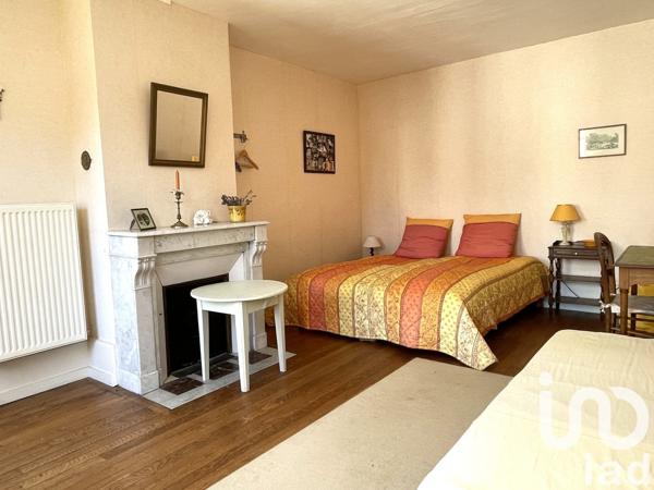 Maison 11 pièces de 239 m² à Ervy-le-Châtel (10130)