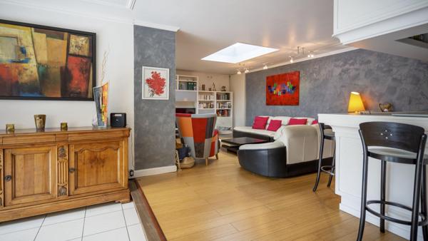 Maison familiale avec jardin & appartement indépendant