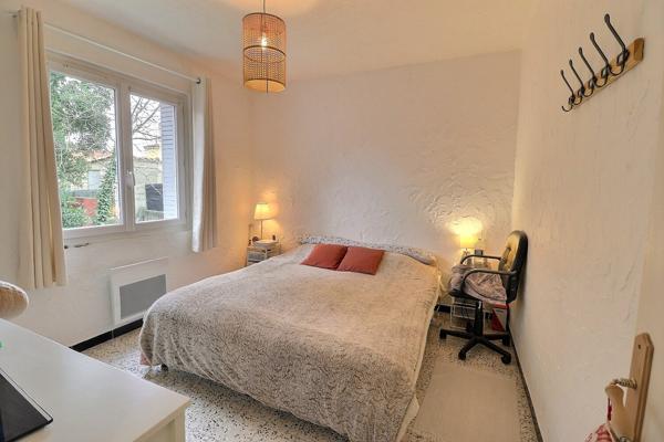 A  VENDRE EN EXCLUSIVITE !! MAISON Entraigues Sur La Sorgue 3 pièce(s) 70 m2