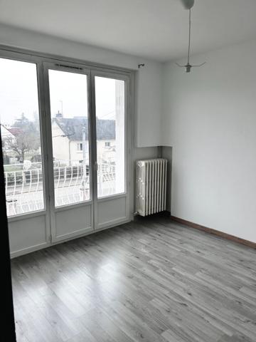 Appartement Bourges 5 pièce(s) 95 m2