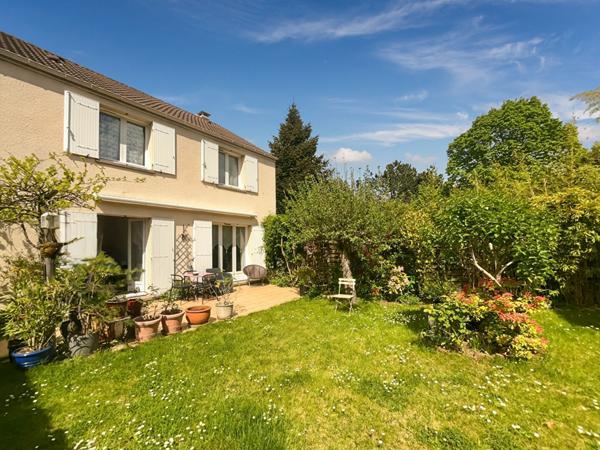 Maison Vaureal 6 pièce(s) 114 m2