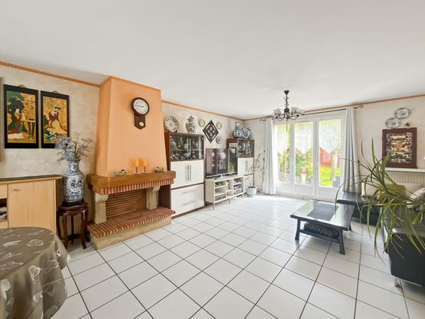 Maison Vaureal 6 pièce(s) 114 m2