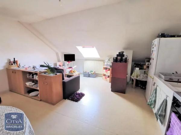 Appartement à louer 3 pièces 62.7m² Crécy-sur-Serre (02270)
