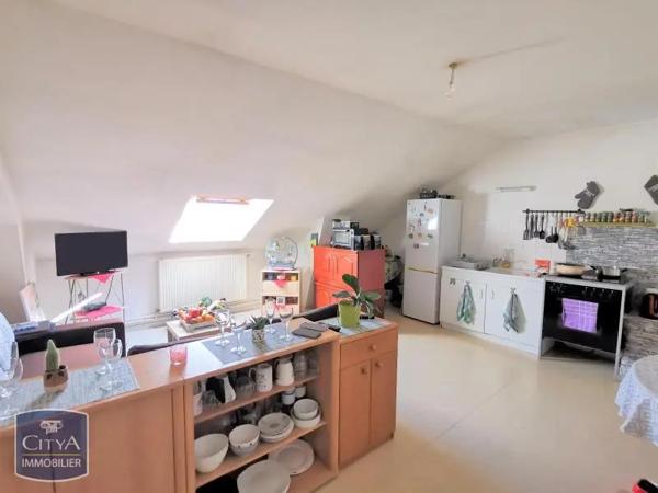 Appartement à louer 3 pièces 62.7m² Crécy-sur-Serre (02270)