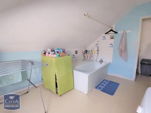 Appartement à louer 3 pièces 62.7m² Crécy-sur-Serre (02270)
