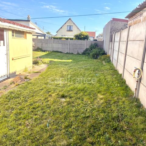 *Exclusivité*Dollemard* maison de plain-pied, T3 60 m² environ à rénover, deux chambres, garage et jardin