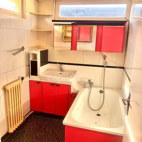 *Exclusivité*Dollemard* maison de plain-pied, T3 60 m² environ à rénover, deux chambres, garage et jardin