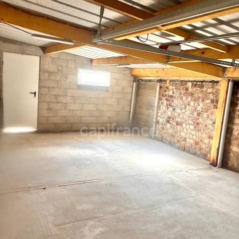 *Exclusivité*Dollemard* maison de plain-pied, T3 60 m² environ à rénover, deux chambres, garage et jardin