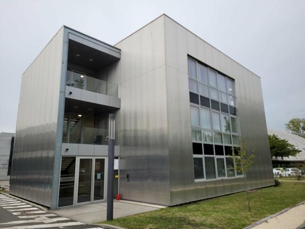 IMMEUBLE PRIVATIF BUREAUX - A LOUER