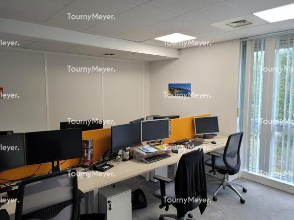 IMMEUBLE PRIVATIF BUREAUX - A LOUER