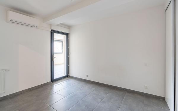 Appartement à vendre    3 pièces •  Pertuis