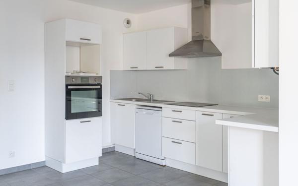 Appartement à vendre    3 pièces •  Pertuis